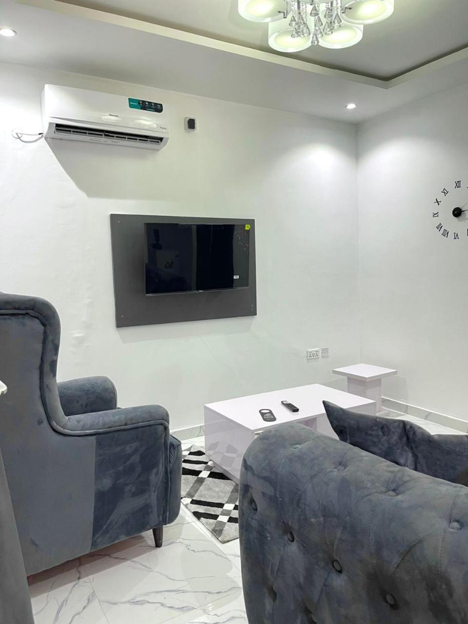 Blueocean Apartment Benin City Extérieur photo